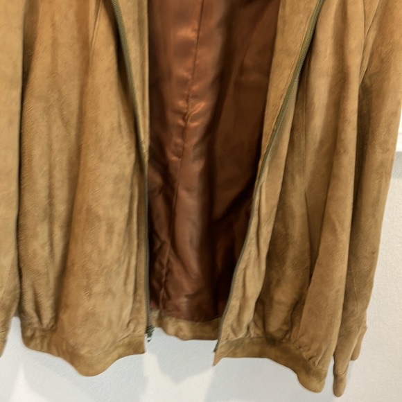 Vintage soft leather jacket w/ lining - Picture 5 of 10